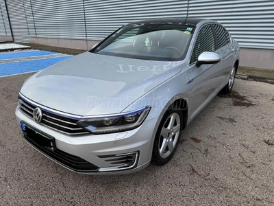 VOLKSWAGEN PASSAT 1.4 TSI GTE Plug-In-Hybrid DSG ÁFA-s. azonnal elvihető