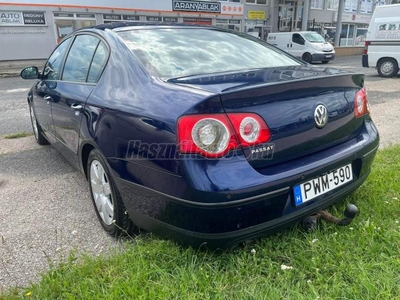 VOLKSWAGEN PASSAT 1.9 PD TDI Trendline