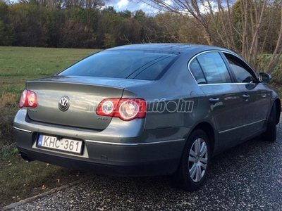 VOLKSWAGEN PASSAT VI 2.0 TDI 170 LE Highline. Magyarországi