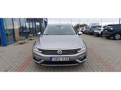 VOLKSWAGEN PASSAT VIII Variant 2.0 TDI BMT SCR Highline DSG7 Alltrack