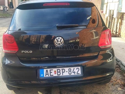 VOLKSWAGEN POLO 1.2 70 Trendline