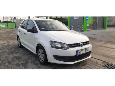 VOLKSWAGEN POLO 1.2 70 Trendline