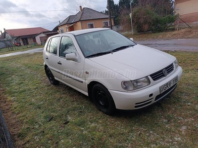 VOLKSWAGEN POLO 1.4 60