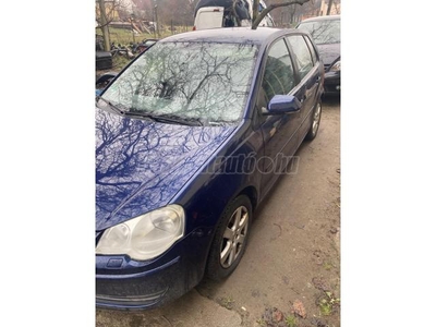 VOLKSWAGEN POLO 1.4 75 16V Ice