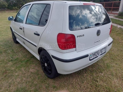 VOLKSWAGEN POLO 1.4 75 Comfortline