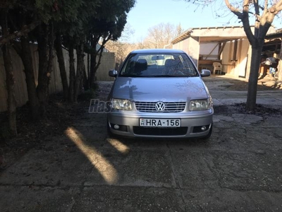 VOLKSWAGEN POLO 1.4 75 Trendline