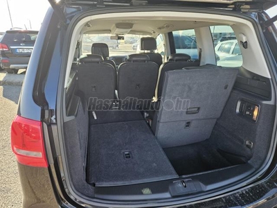 VOLKSWAGEN SHARAN 2.0 CR TDI Highline DSG [7 személy]