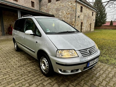 VOLKSWAGEN SHARAN 2.0 PD TDI Trendline