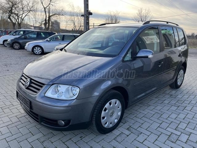 VOLKSWAGEN TOURAN 1.9 PD TDi Trendline GYÁRI FÉNYEZÉS ! GARANTÁLT KM !TEMPOMAT.DUPLA DIGIT KLÍMA