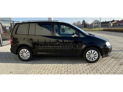 VOLKSWAGEN TOURAN 2.0 PD TDI Highline