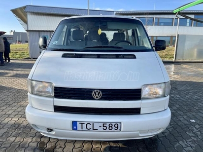 VOLKSWAGEN TRANSPORTER T4 Caravelle 2.5 Comfortline