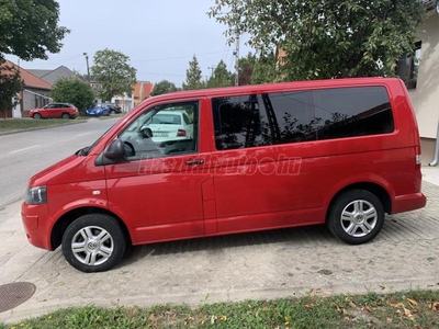 VOLKSWAGEN TRANSPORTER T5 Mikrobusz 2.0 CR TDI ICE (9 személyes )