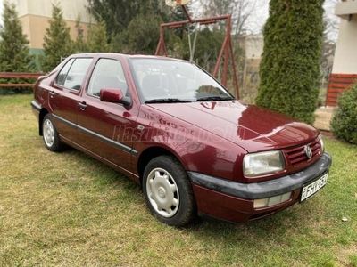 VOLKSWAGEN VENTO 1.9 TD CL