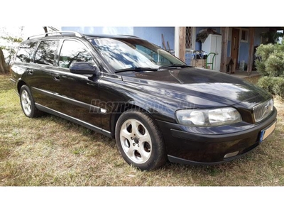 VOLVO V70 2.0 T