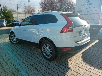 VOLVO XC60 2.4 D [D5] Summum