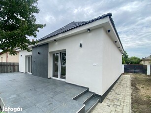 Eladó 88 m2 családi ház, Hajdúszoboszló