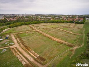 Eladó Telek, Veszprém 43.900.000 Ft