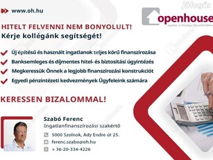 Széchenyi lakótelepen üzlethelyiség eladó.