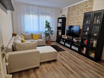 Debrecen, ingatlan, lakás, 69 m2, 230.000 Ft