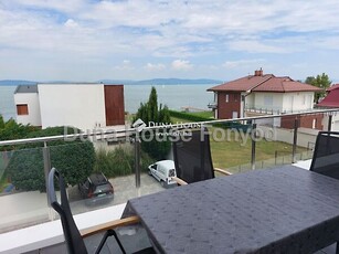 Eladó téglalakás Balatonboglár