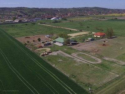 Győrújbarát, ingatlan, mezőgazd. ingatlan, 93 m2, 160.000.000 Ft