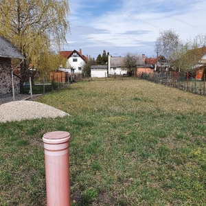 Balatonfenyves, ingatlan, telek, 32.000.000 Ft