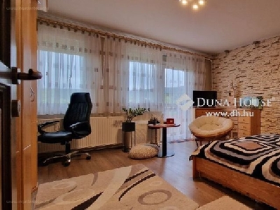 Kincsesbánya, ingatlan, lakás, 70 m2, 29.990.000 Ft