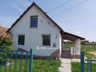 Eladó felújítandó ház - Poroszló