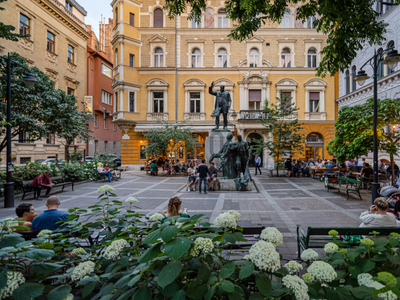 Eladó felújítandó lakás - Budapest VIII. kerület