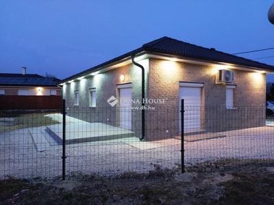 Eladó új építésű ház - Balatonfűzfő