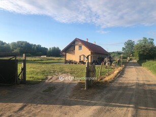 Göd, ingatlan, ház, 19153 m2, 450.000 Ft