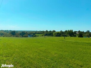 Panorámás Telek Csendes Környezetben