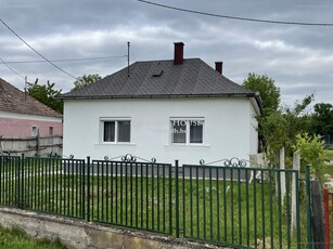 Szőce, ingatlan, ház, 85 m2, 37.990.000 Ft