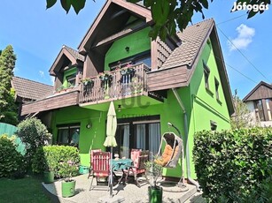 Szentendrei eladó tégla családi ház