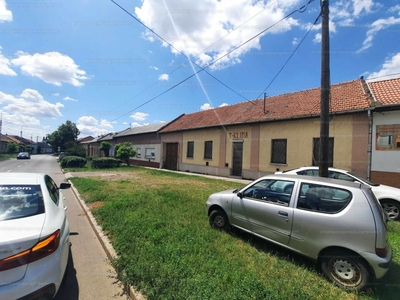 Eladó családi ház - Gyöngyös, Petőfi Sándor utca