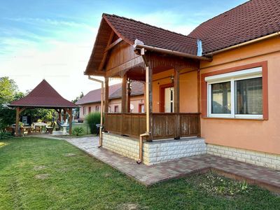Eladó családi ház - Kozármisleny, Móra Ferenc utca 65.