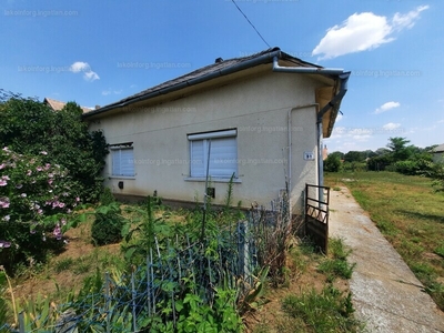 Eladó családi ház - Szedres, Rákóczi Ferenc utca