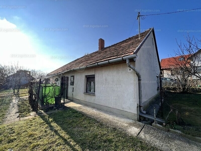 Eladó családi ház - Tihany, Veszprém megye