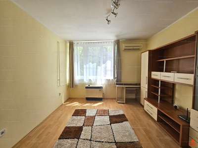 Eladó tégla lakás - IV. kerület, Reviczky utca