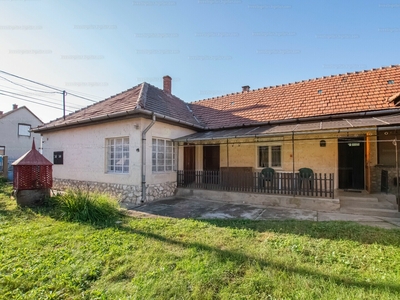 Eladó családi ház - Onga, Újtelep