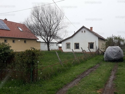 Eladó családi ház - Telekgerendás, Rákóczi utca 45.