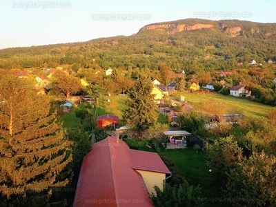 Eladó szálloda, hotel, panzió - Badacsonytördemic, Veszprém megye