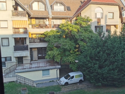 Eladó tégla lakás - Budaörs, Városközpont