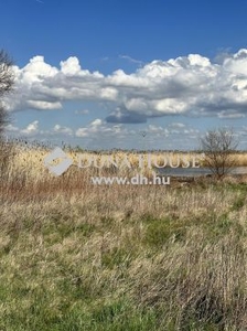 Eladó Telek, Bács-Kiskun megye Kecskemét SOLTON- Közvetlen vízparti telek, saját part résszel -859 nm