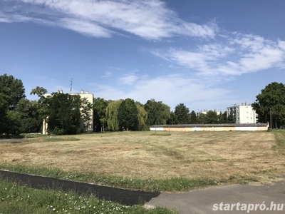 Békéscsabán 3700nm beépíthető telek eladó