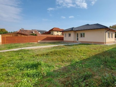 Új építésű családi ház Dunakeszin eladó!