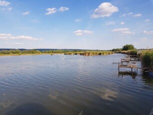 Eladó telek Balatonboglár