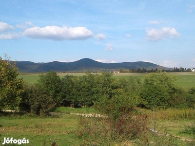 Belterületi 720 M2 Építési Telek Csobánka