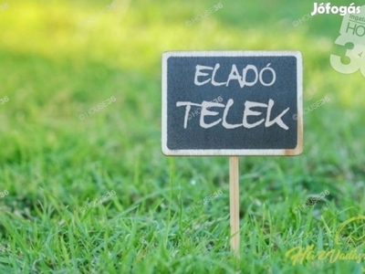 Vacsiközi 270 m2-es telek eladó! BEFEKTETŐK, KIVITELEZŐK FIGYELEM!