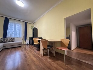 Eladó téglalakás Budapest, X. kerület, 2. emelet